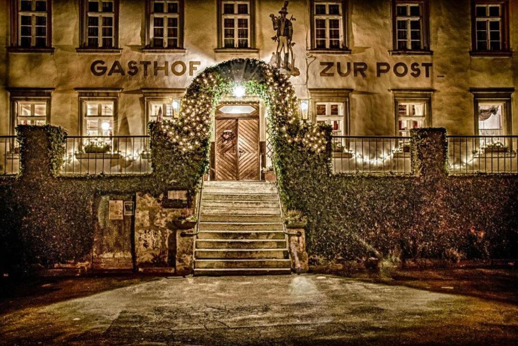 Gasthof Hotel Zur Post Egloffstein Exteriér fotografie