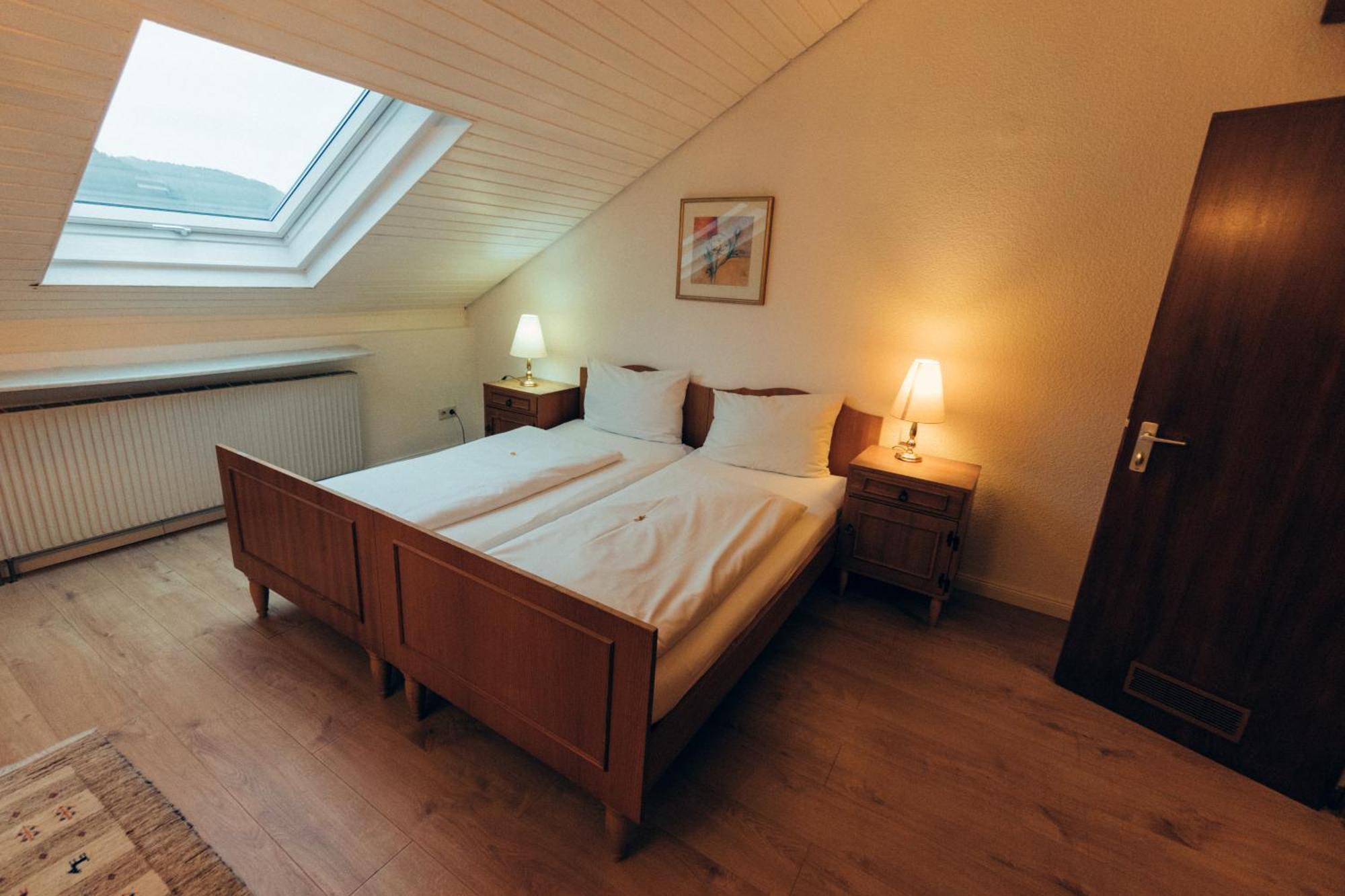 Gasthof Hotel Zur Post Egloffstein Exteriér fotografie