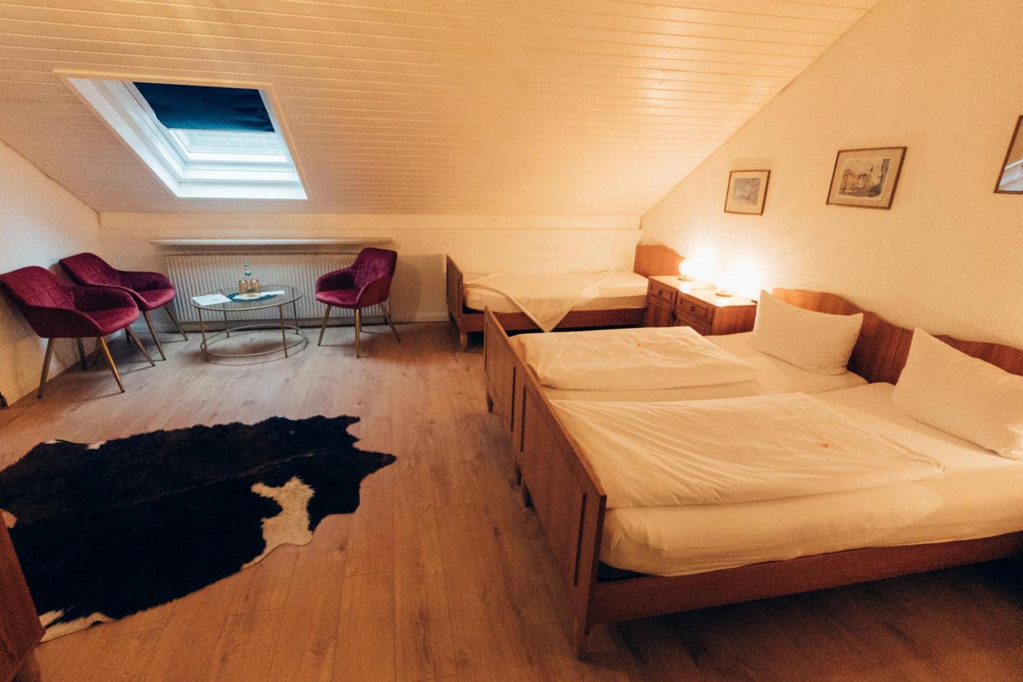 Gasthof Hotel Zur Post Egloffstein Exteriér fotografie